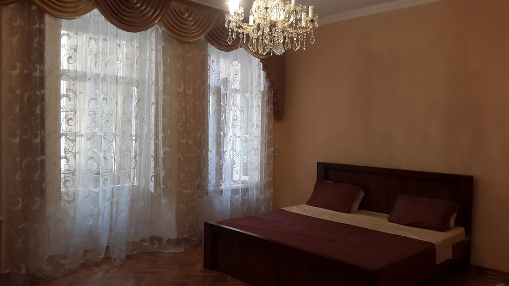 Dream House In The Center Of Tbilisi Hotel ภายนอก รูปภาพ